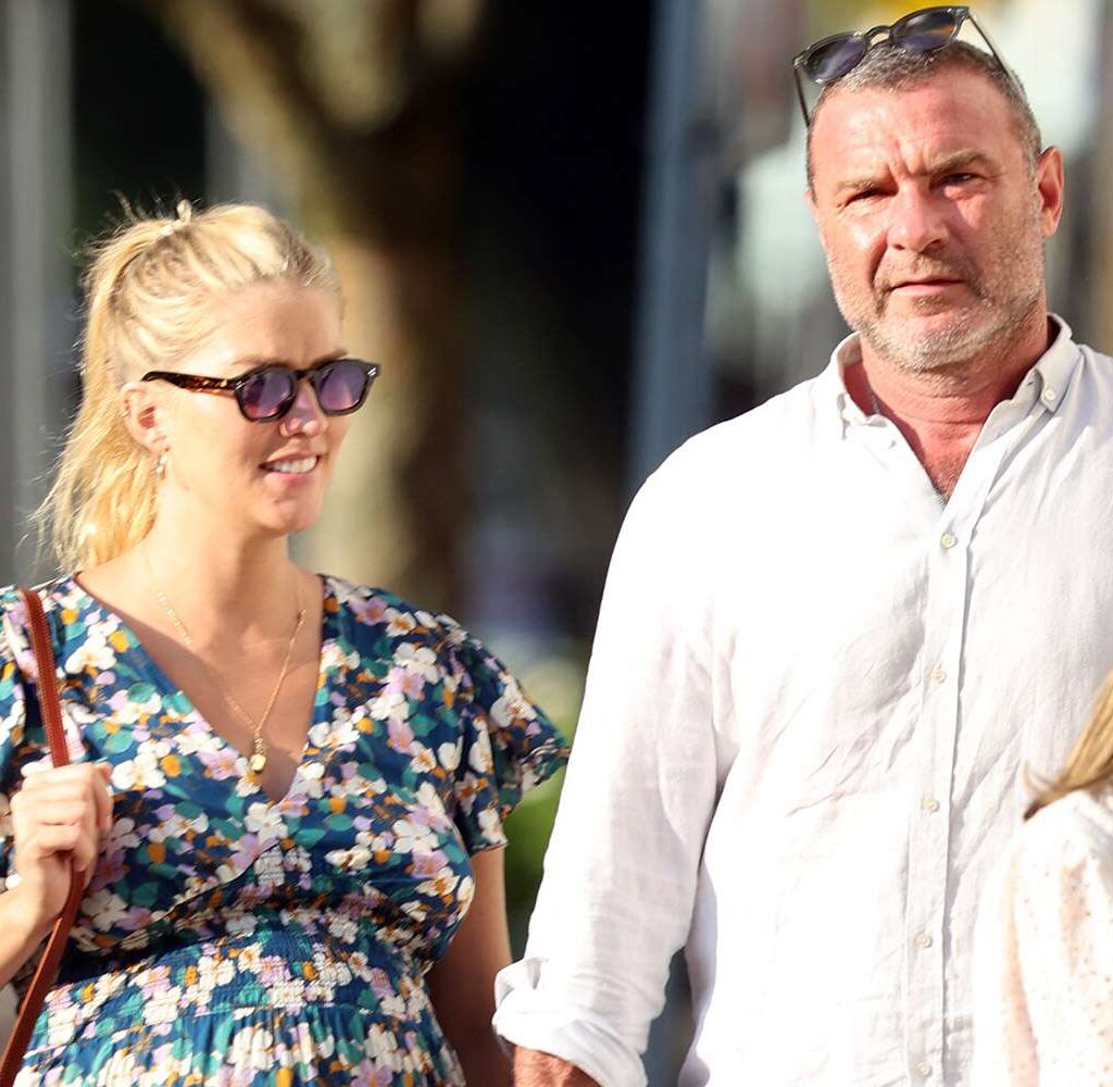 Liev Schreiber and hs wife Taylor Neisen