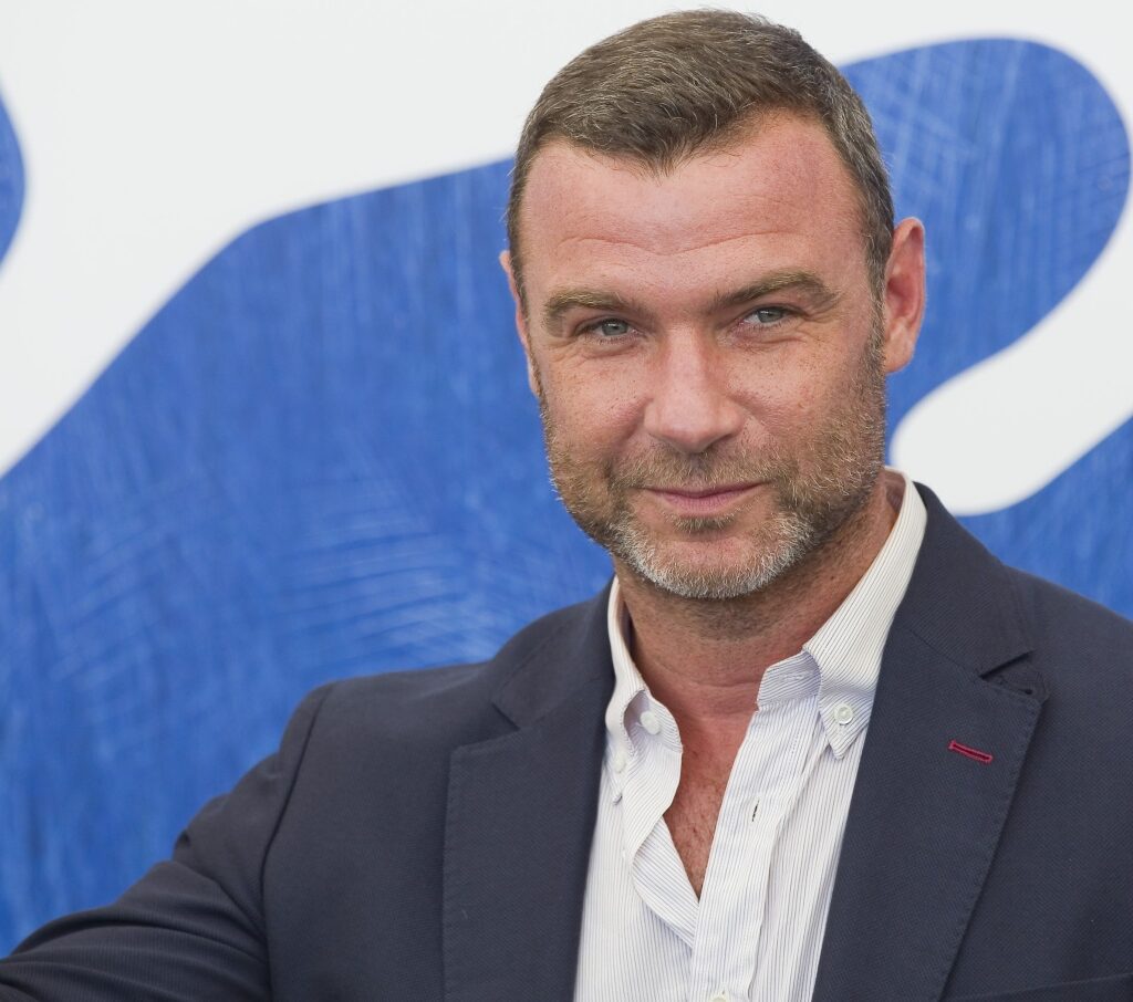 Liev Schreiber- Bio, Family, Wife, Net Worth, Career - Wired Celeb ...