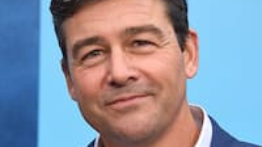 Kyle Chandler