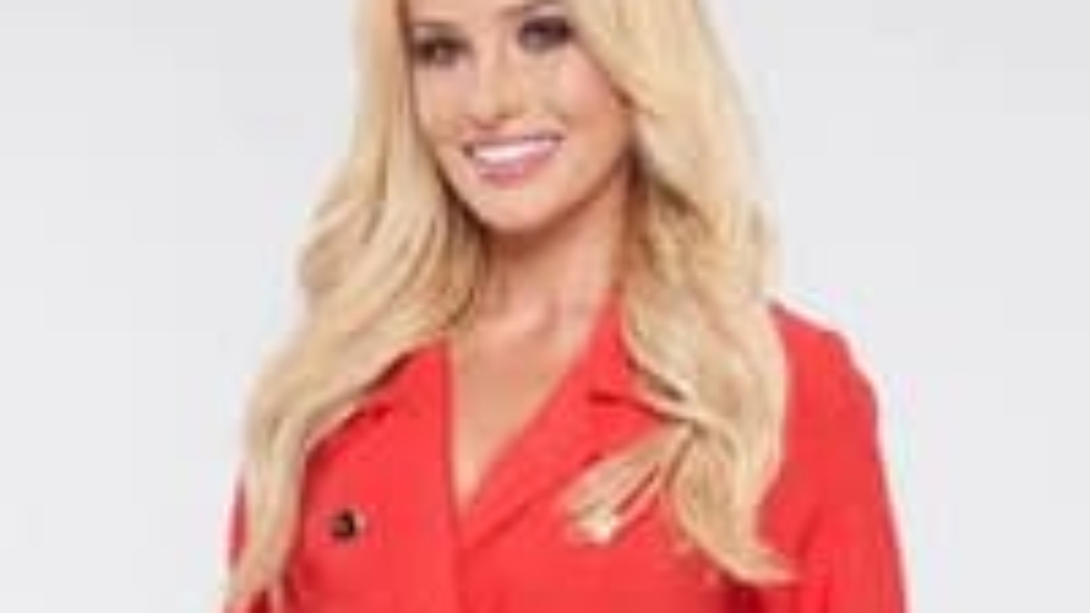 Tomi Lahren Photo